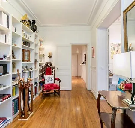 Charming Bedroom * Paris