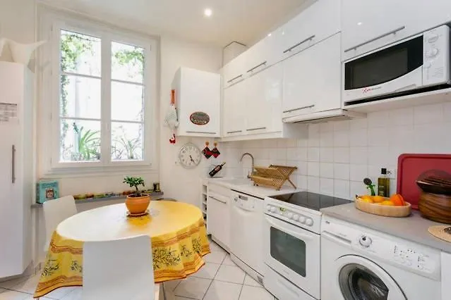 Charming Bedroom * Paris