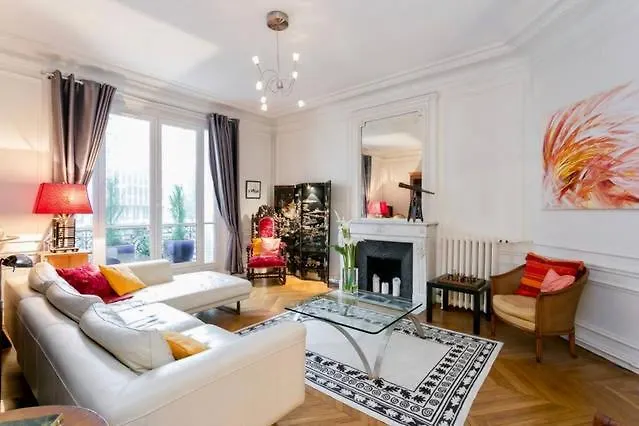 Charming Bedroom * Paris