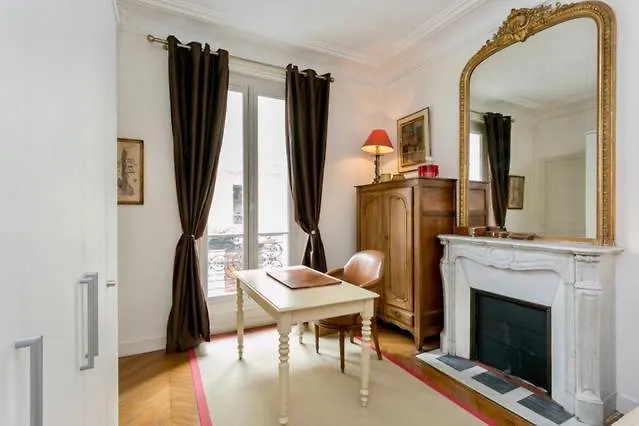 Charming Bedroom Paris